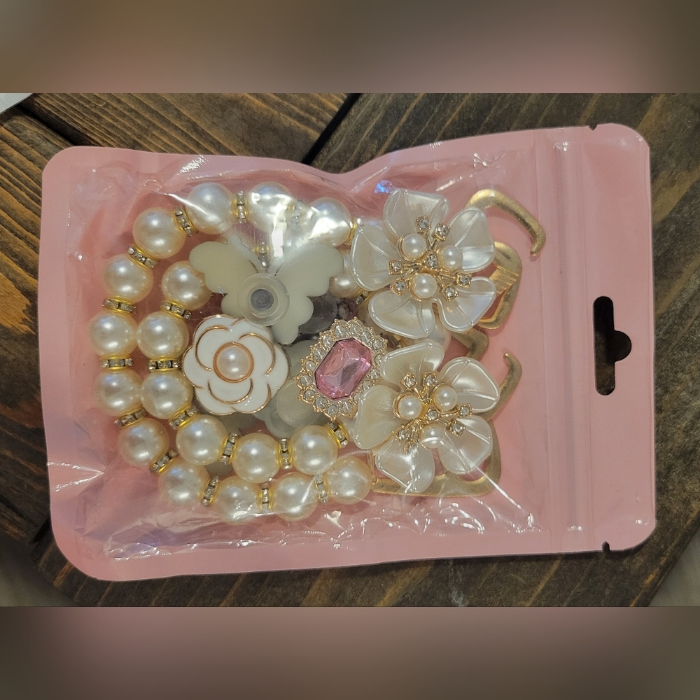 Assorted Jewelry